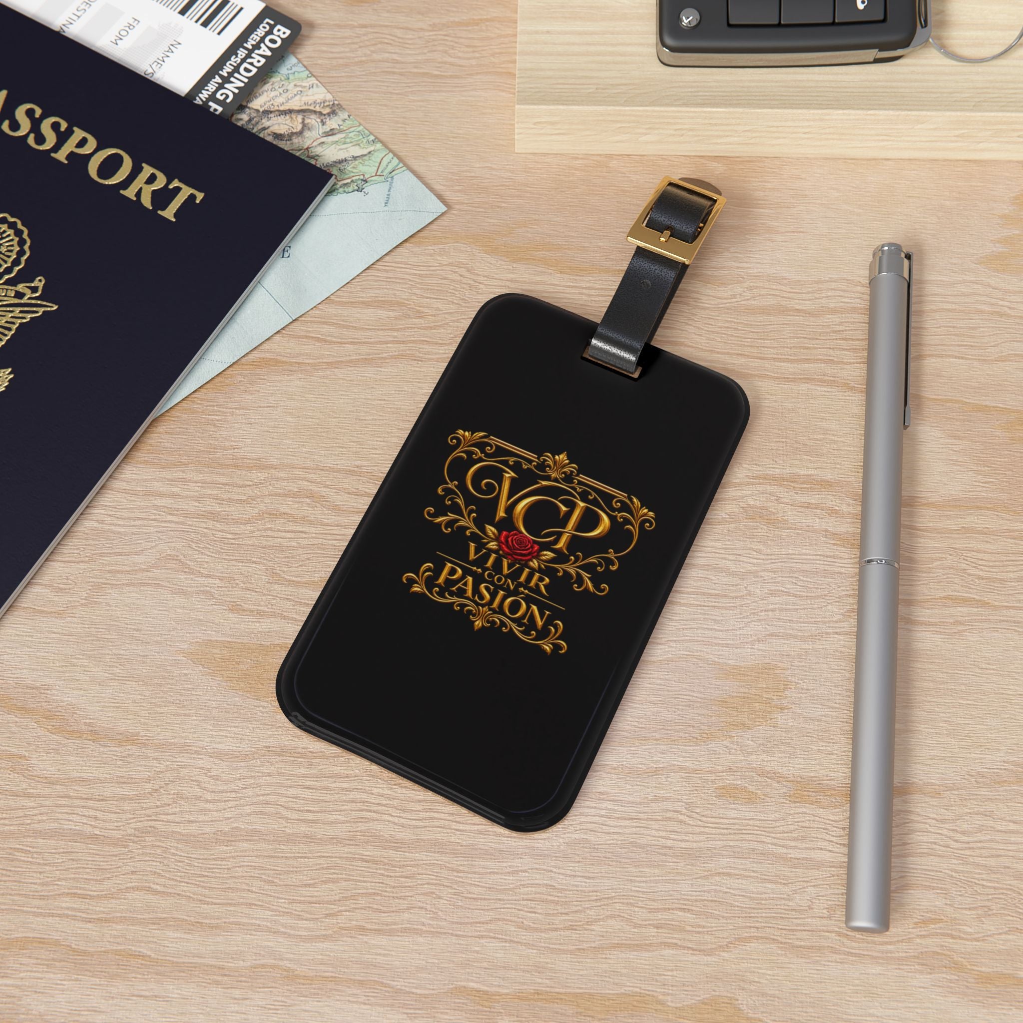 Elevate Your Travel Experience with the Elegant Luggage Tag 'Vivir con Pasión' in Black & Gold